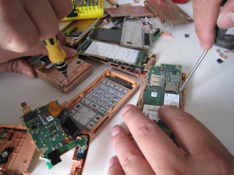 上海固體危險(xiǎn)廢物分析